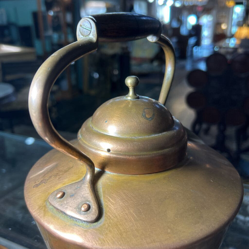 Vict. Kettle England C.1870-1910