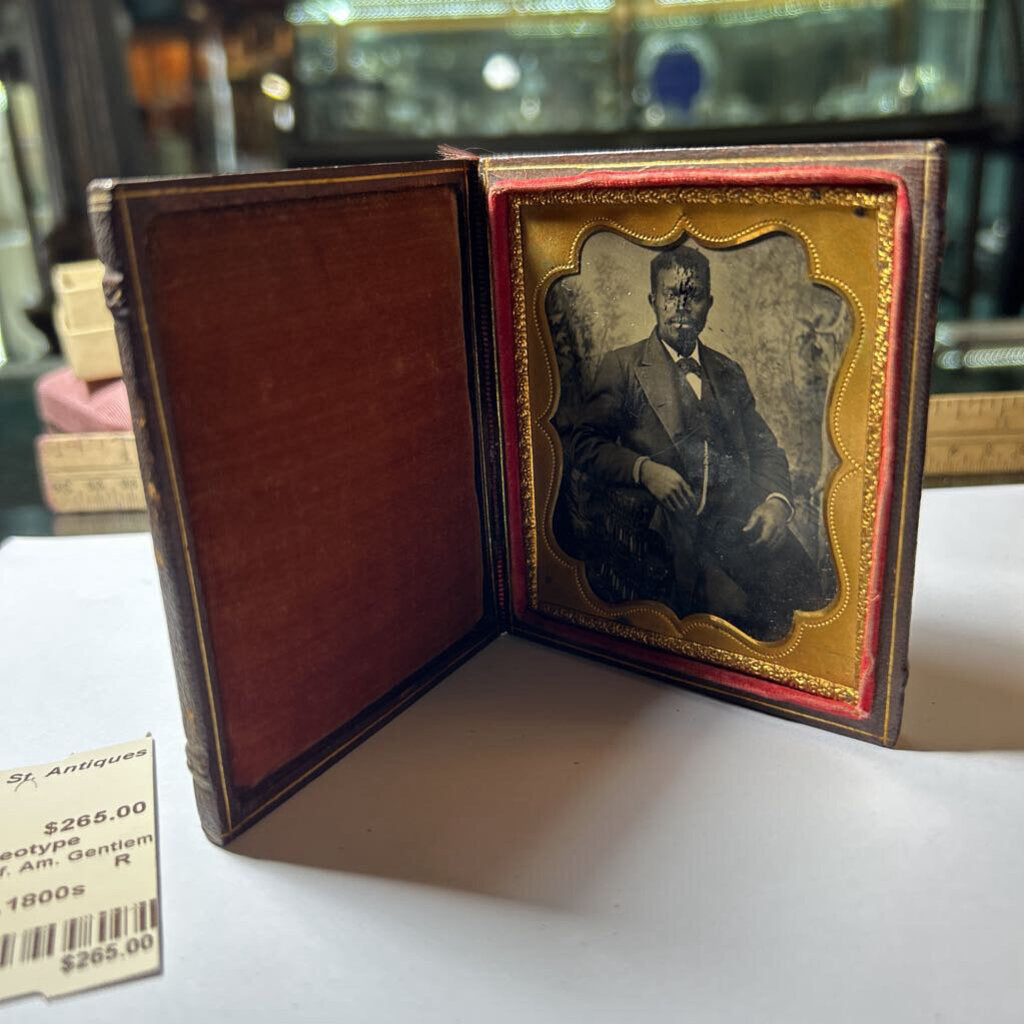 Daguerreotype Tintype Af. Am. Gentleman