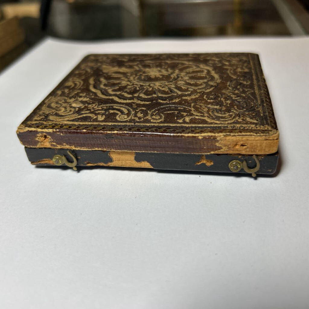 Daguerreotype Tintype- Split Case