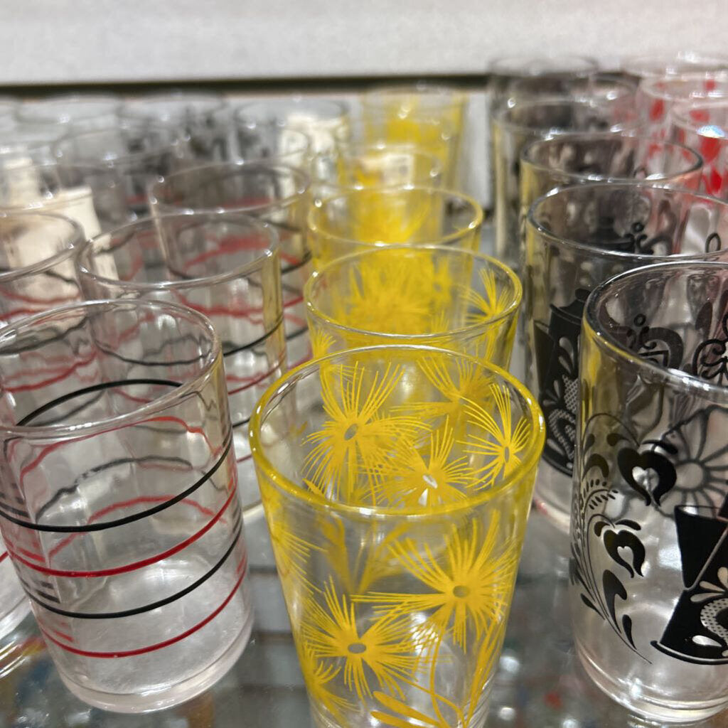 Swanky Swig Yellow Floral Set 6