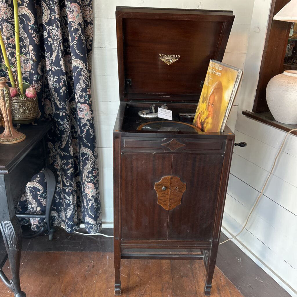 Record Player Victorola Talking Machine