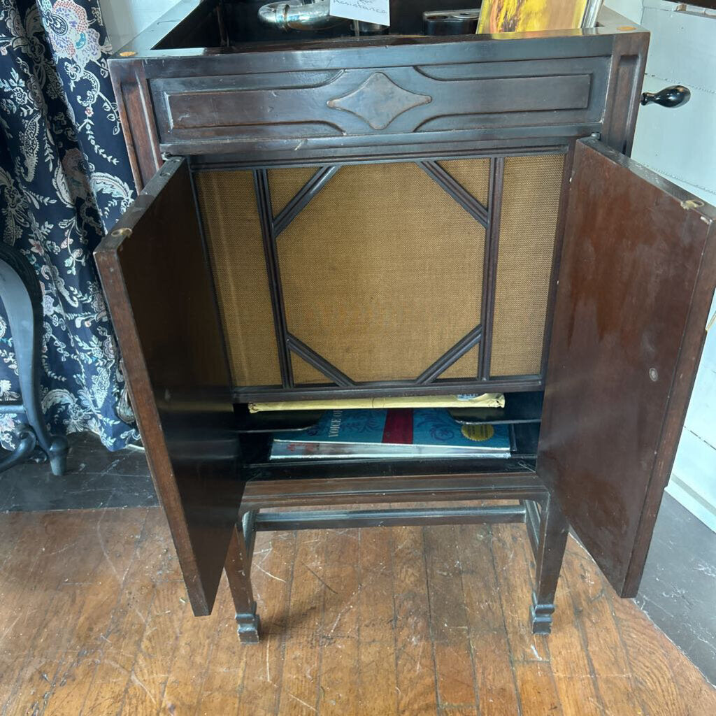 Record Player Victorola Talking Machine
