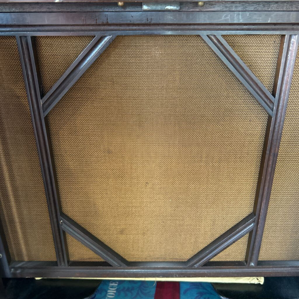 Record Player Victorola Talking Machine