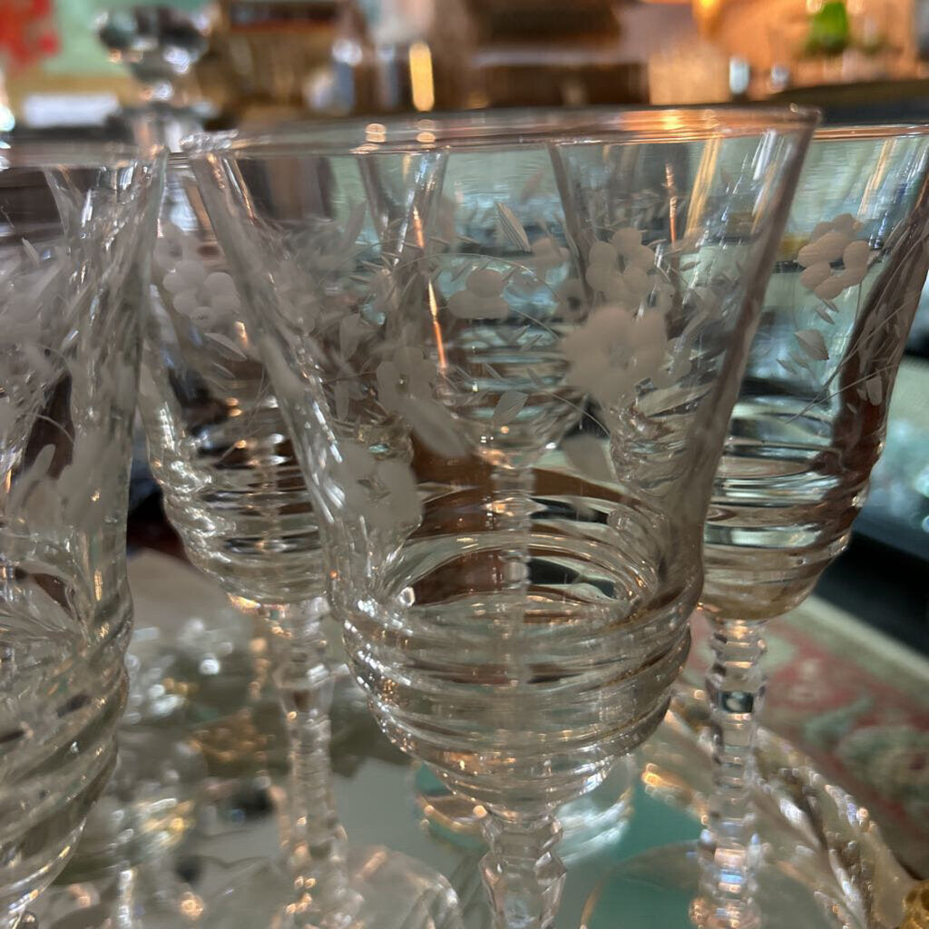 Flower Etched WaterGoblet