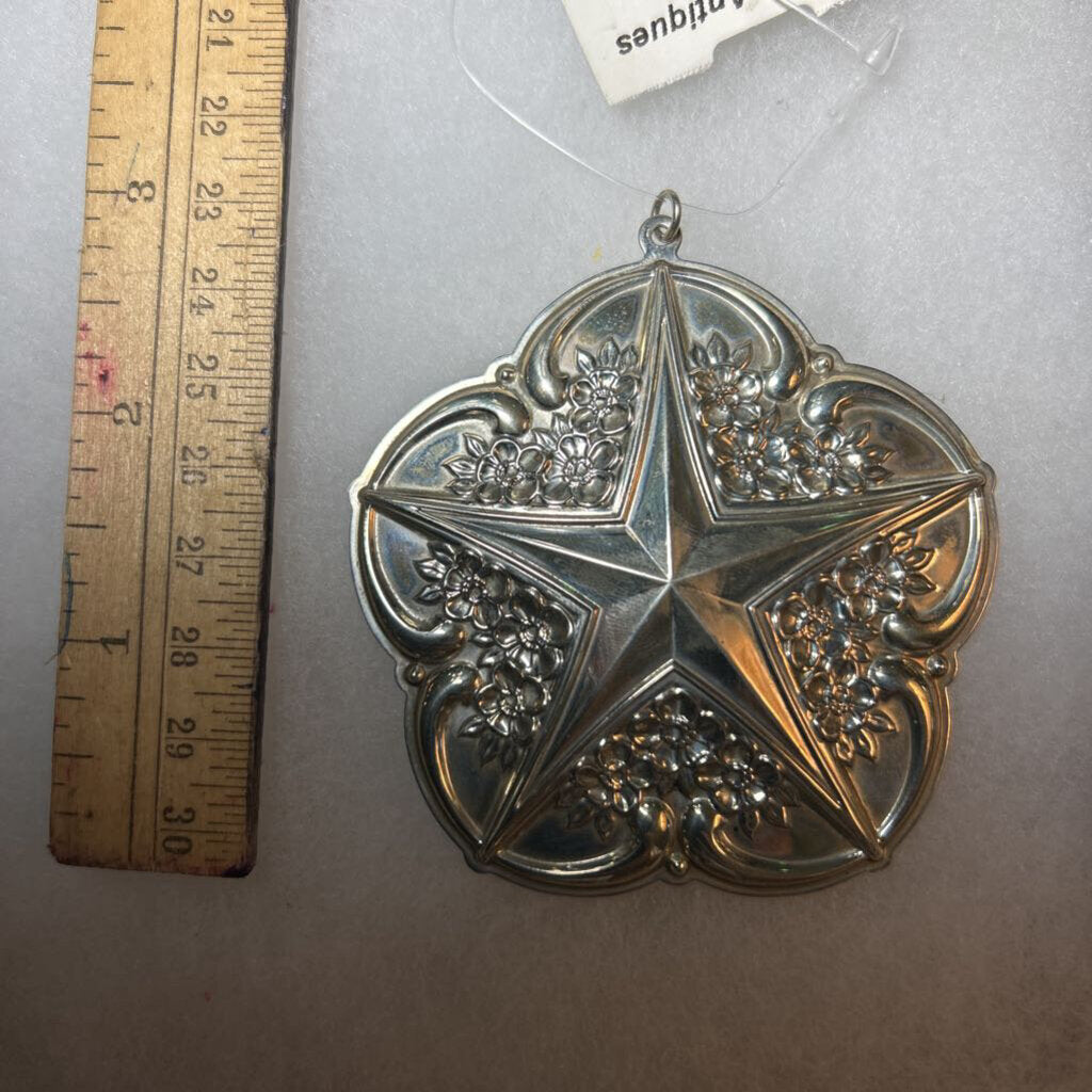 Rose Tiara Ornament
