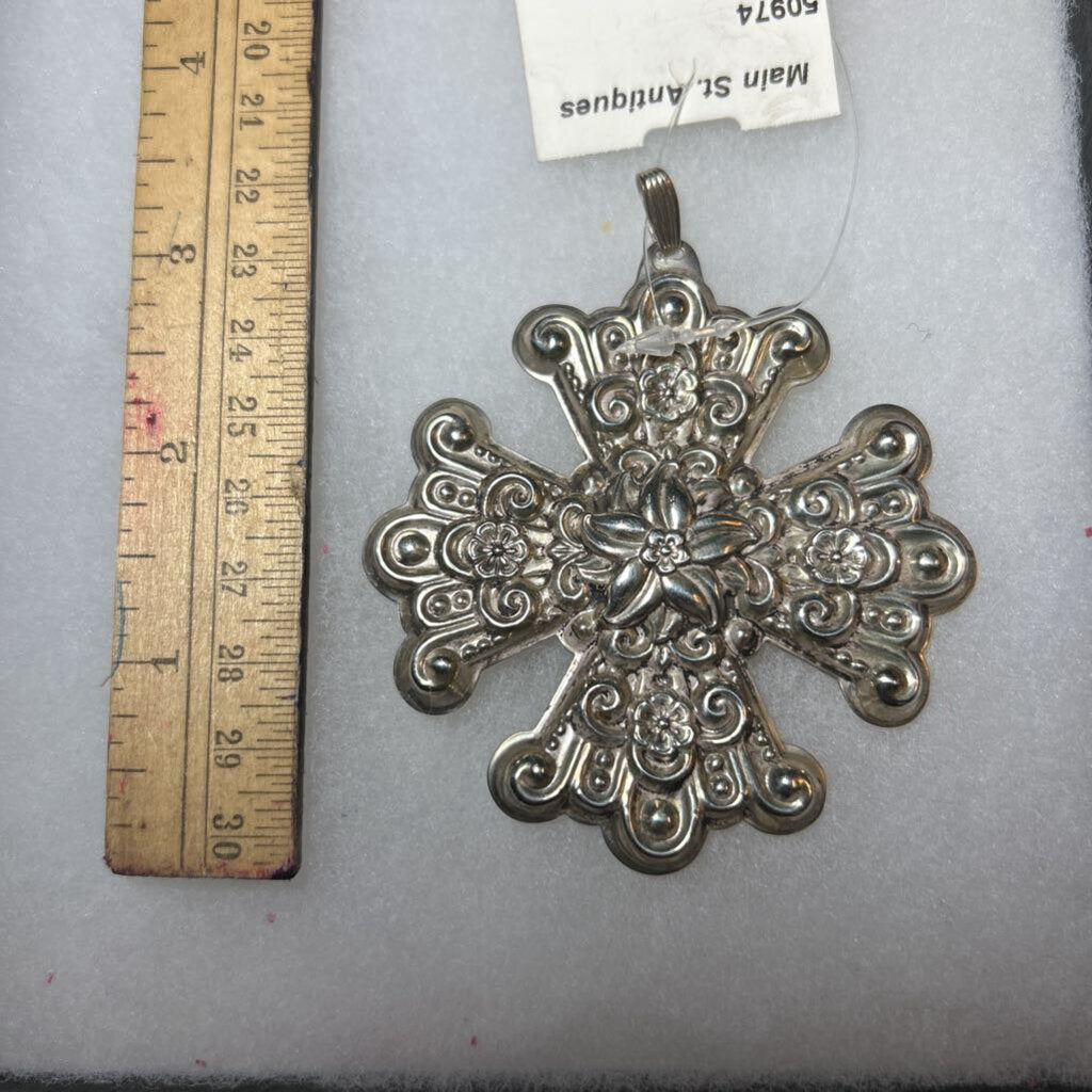 Reed & Barton Xmas Cross