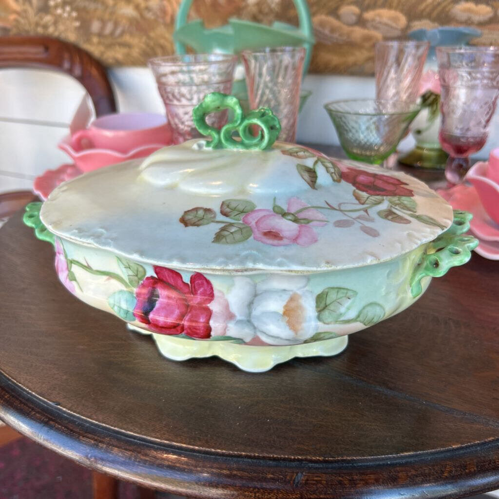 Versailles Covered Bowl Dish As Is