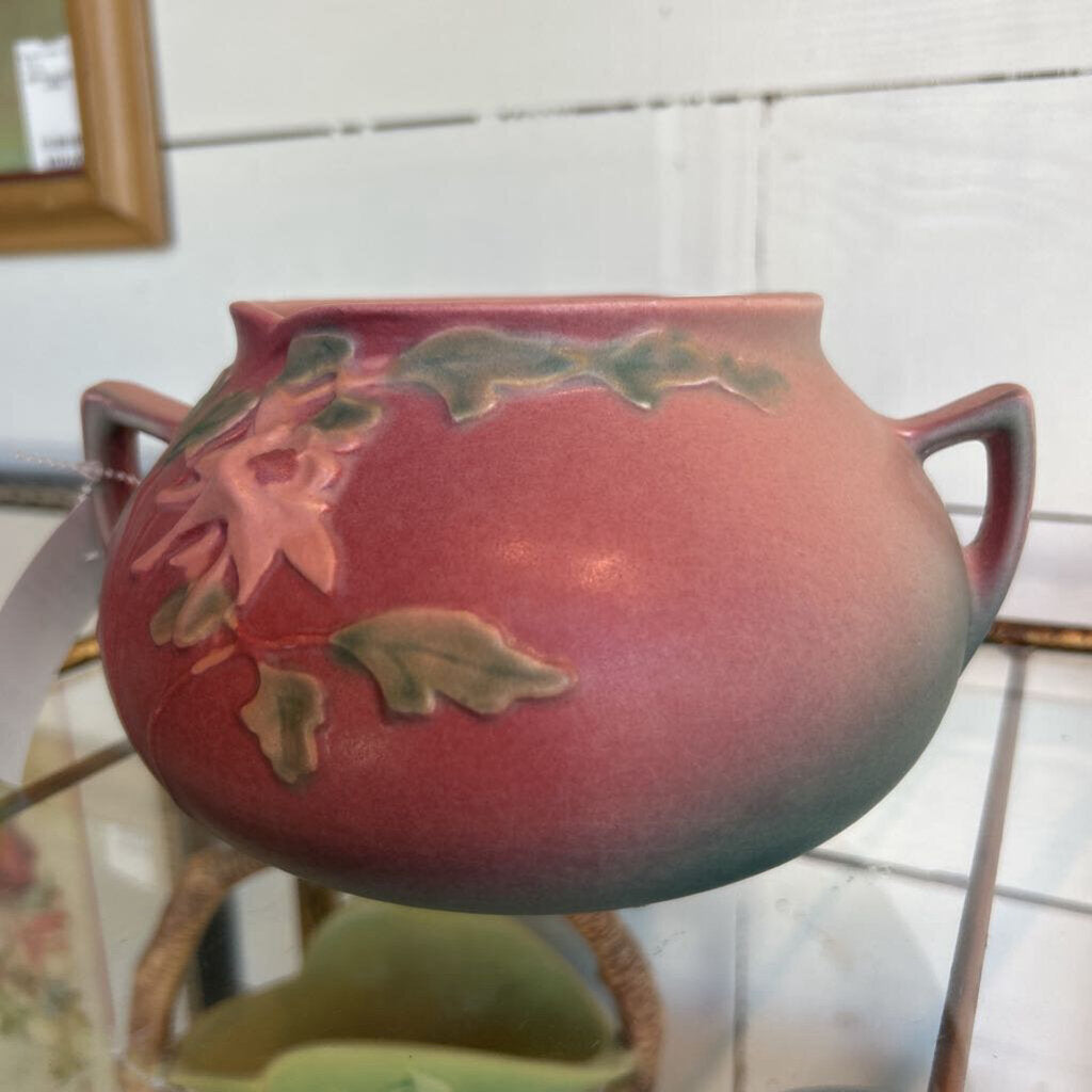 Roseville Pottery Columbine pink vase, c. 1941.