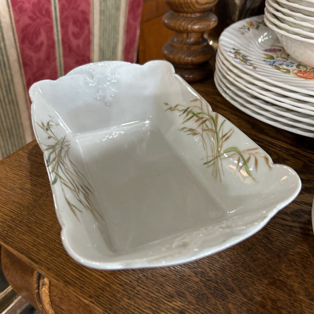 Charles Haviland Limoges, France Porcelain dish; circa 1890-1910