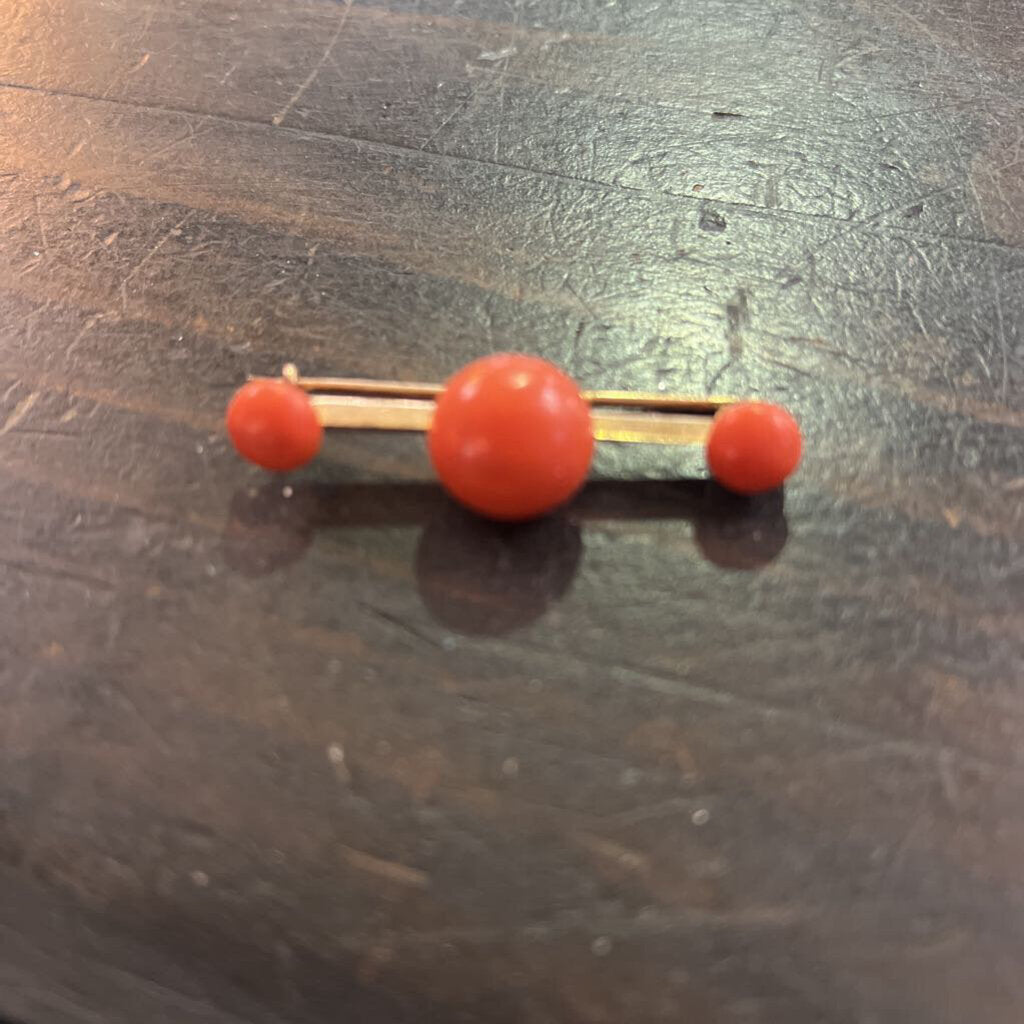Natural Coral gold bar brooch