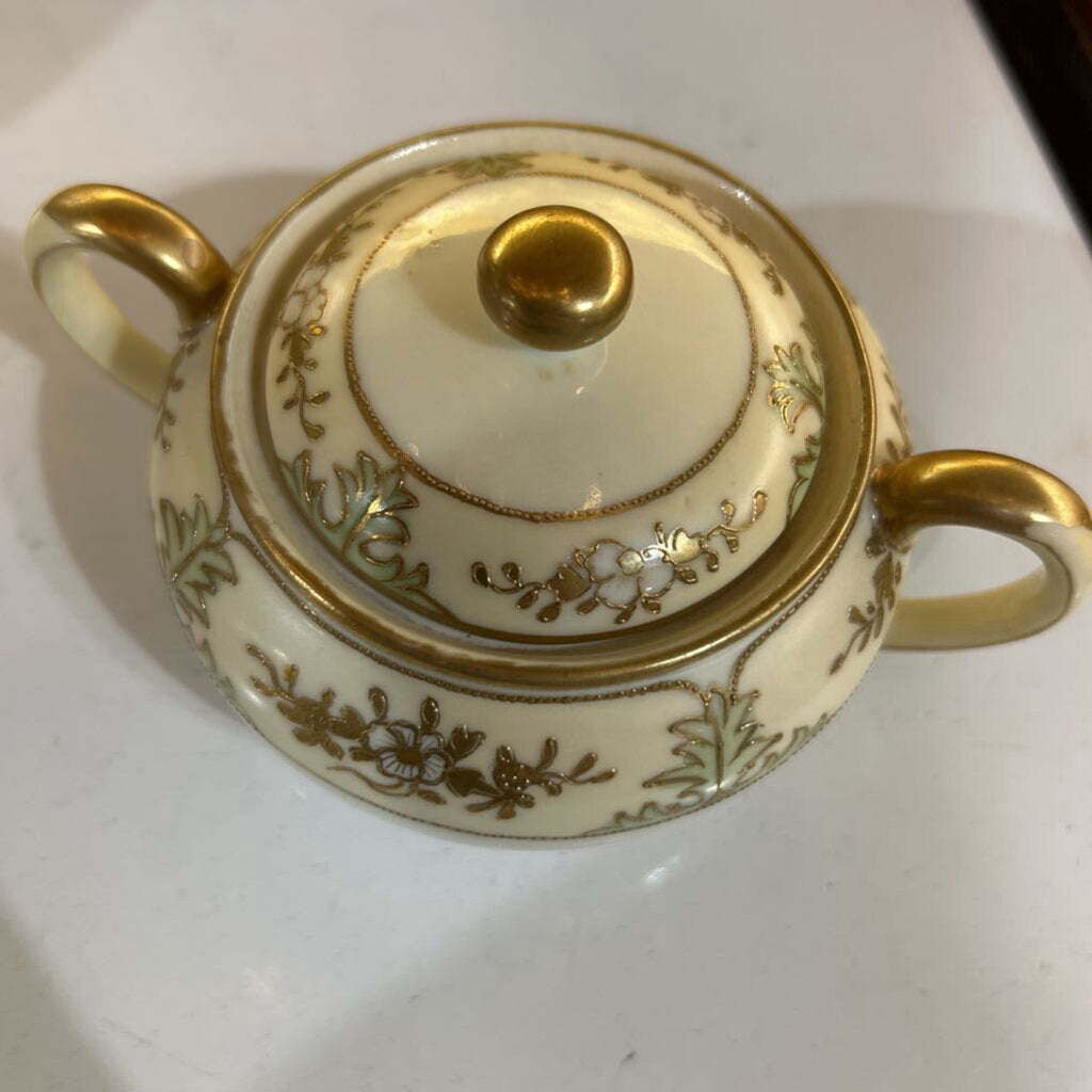 Nippon Covered Sugar Dish Gold Trim c.1891-1921