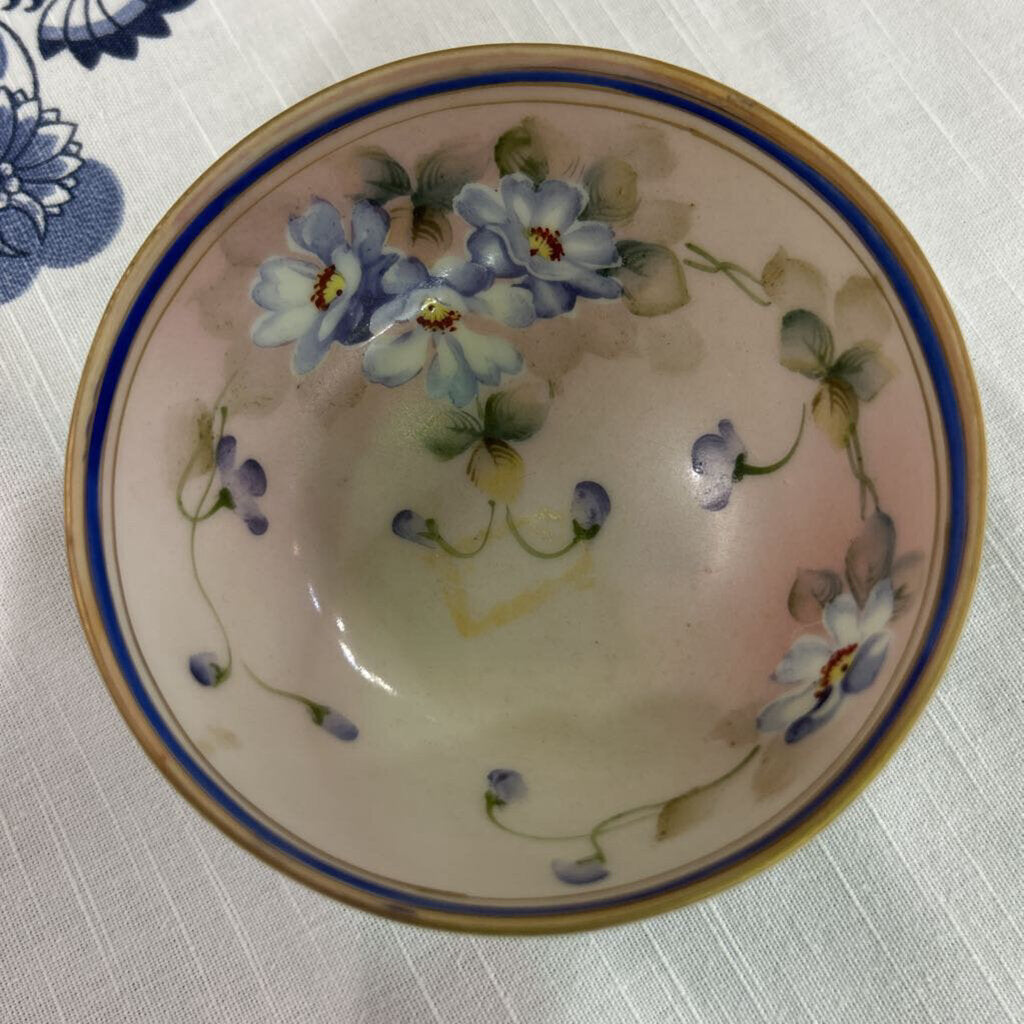 Nippon Three Footed Bowl Blue Violet Decoration (As Is) c.1891-1921
