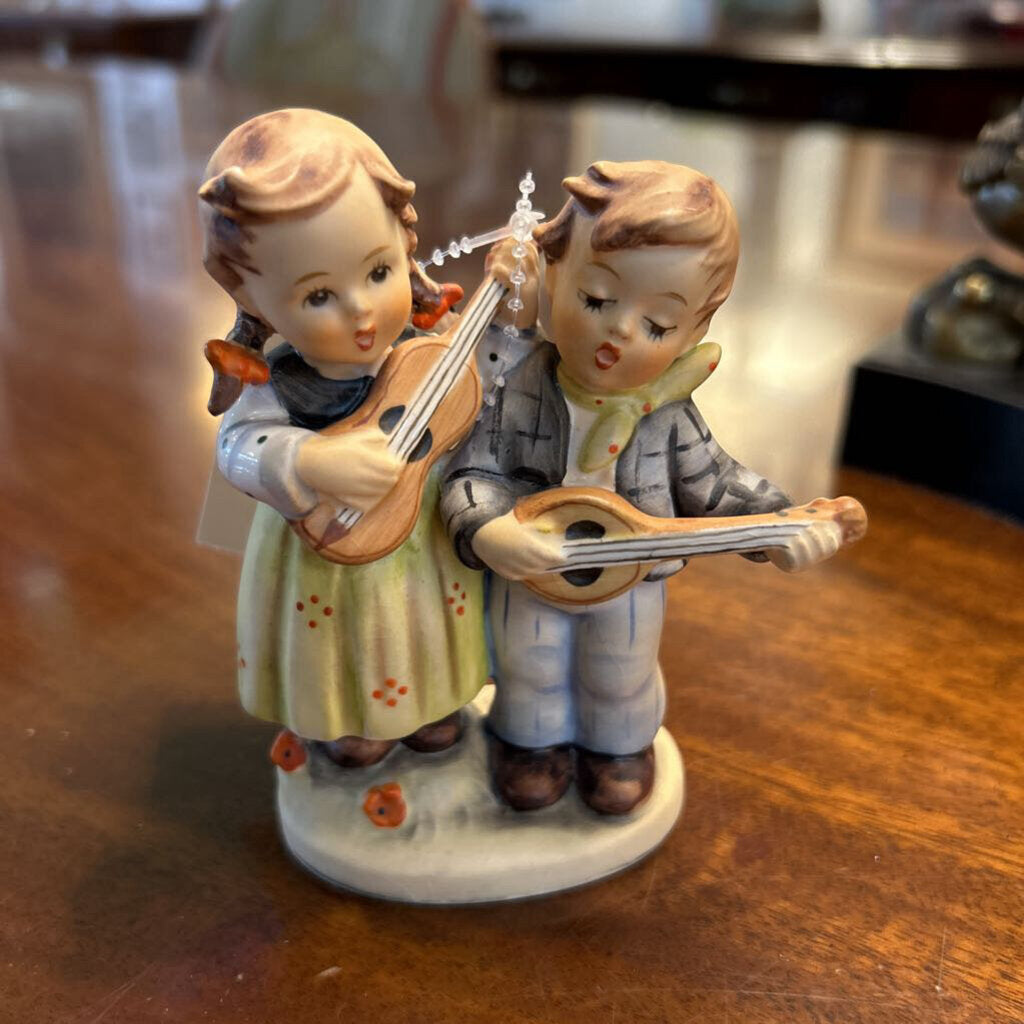 VTG Goebel Hummel Figurine #150 2/0 Happy Days TMK 5 Boy Girl Music Musicians