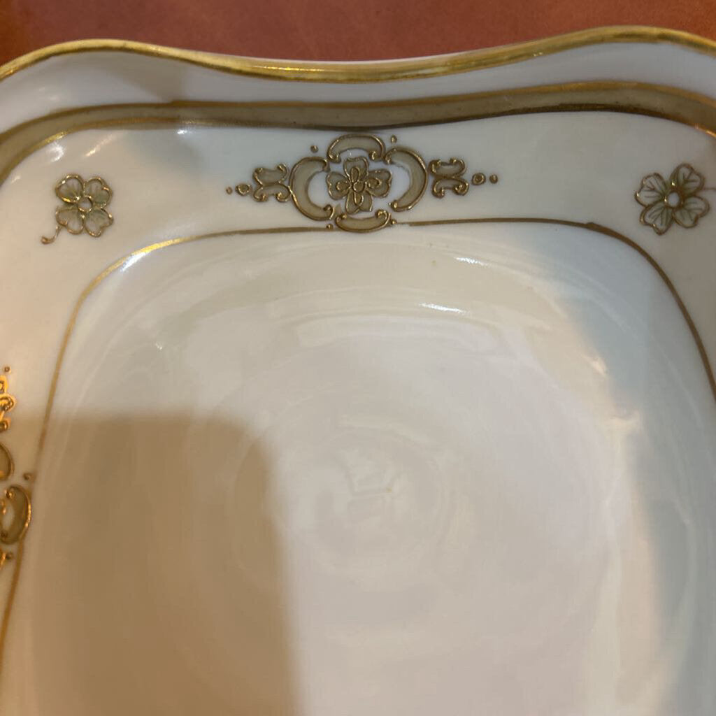 Nippon Square Bowl Dish with Gold Detailing Border c.1911-1921
