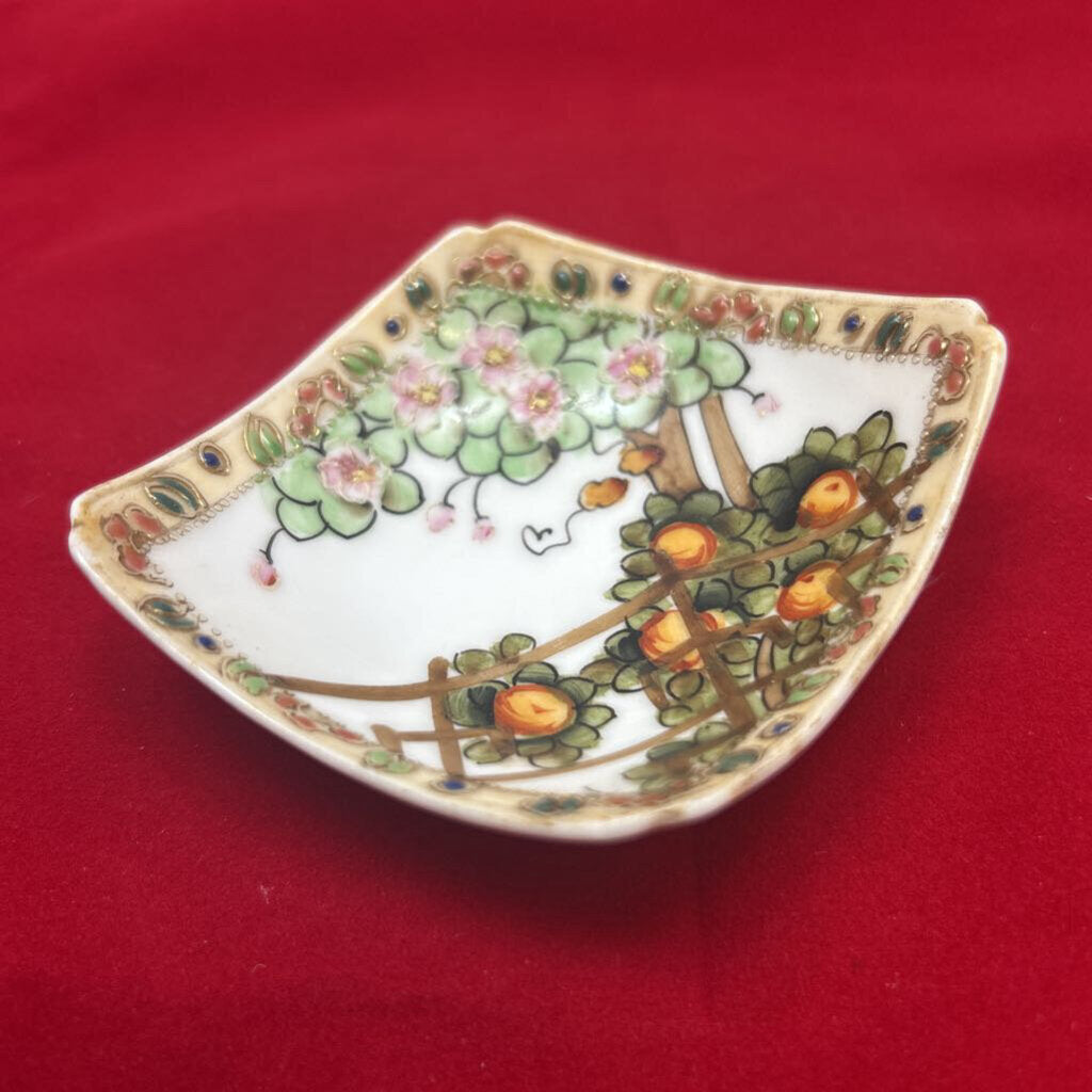 Antique Nippon Porcelain Nut Bowl, Apple Tree Scene.