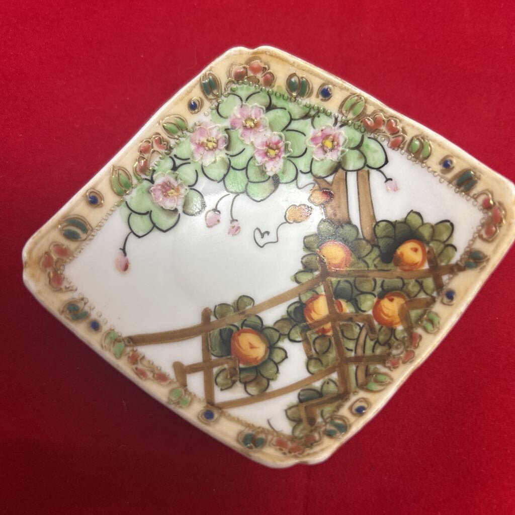 Antique Nippon Porcelain Nut Bowl, Apple Tree Scene.