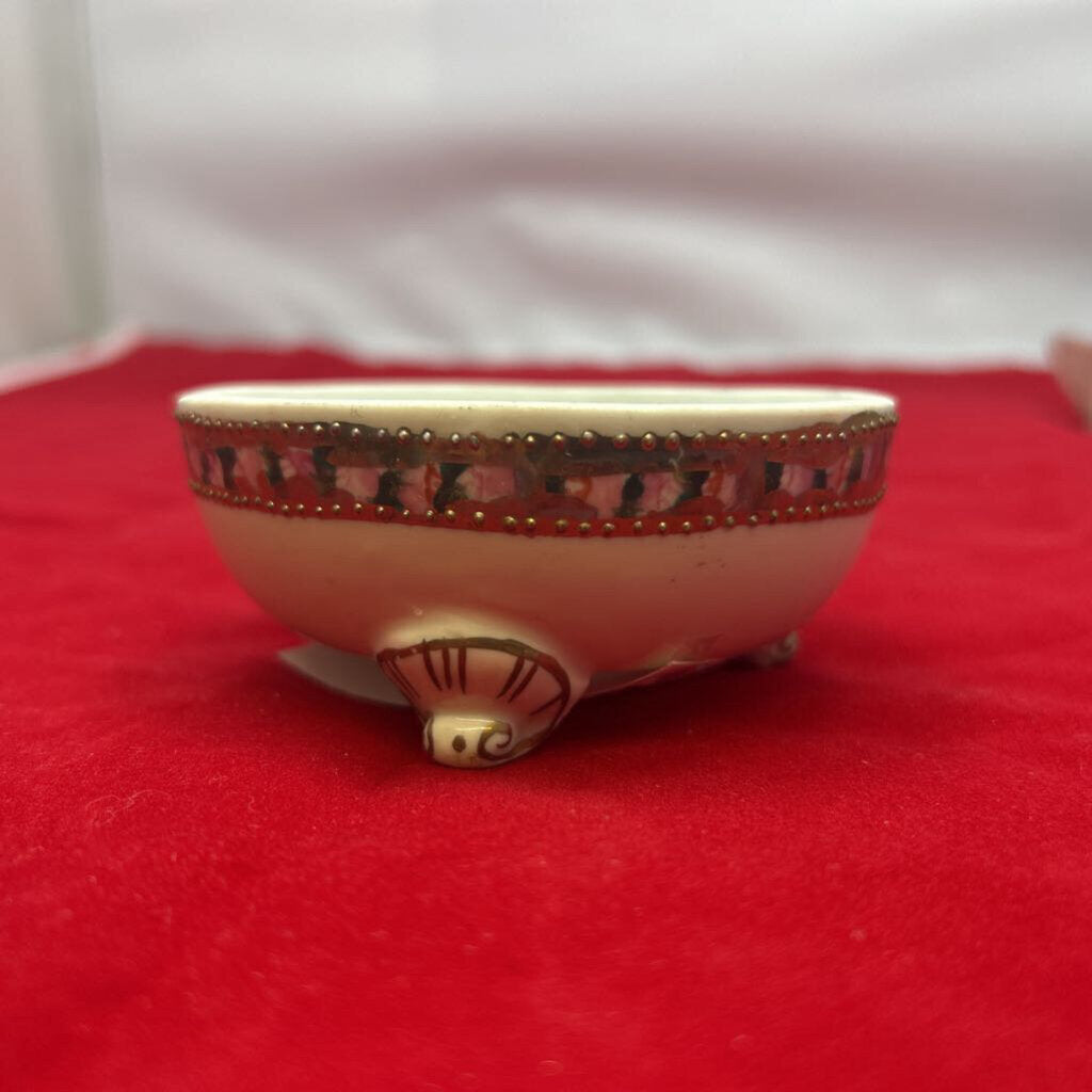 Hand Painted Nippon 1900s, Footed Floral Mosaic band.