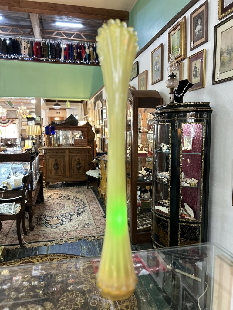 Heirloom Opalescent Swung Vase