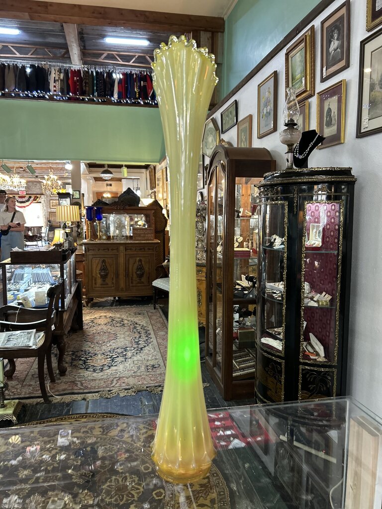 Heirloom Opalescent Swung Vase