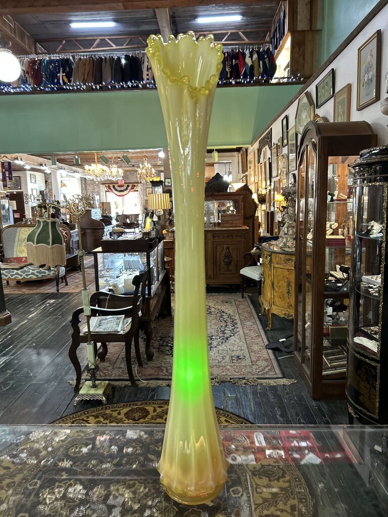 Heirloom Opalescent Swung Vase