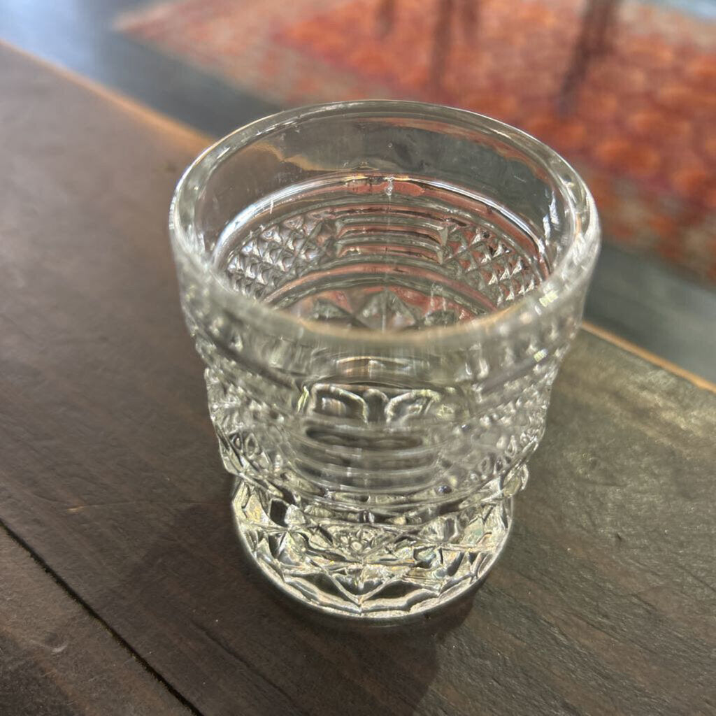 Anchor Hocking Wexford Shot Glass, Diamond Point Criss Cross.