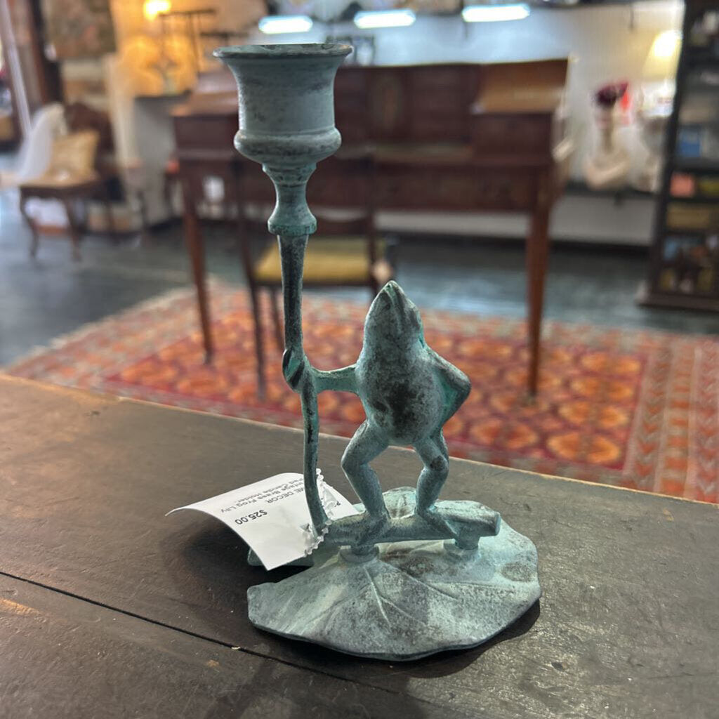 Vintage Brass Frog Lily Pad Candle Holder.