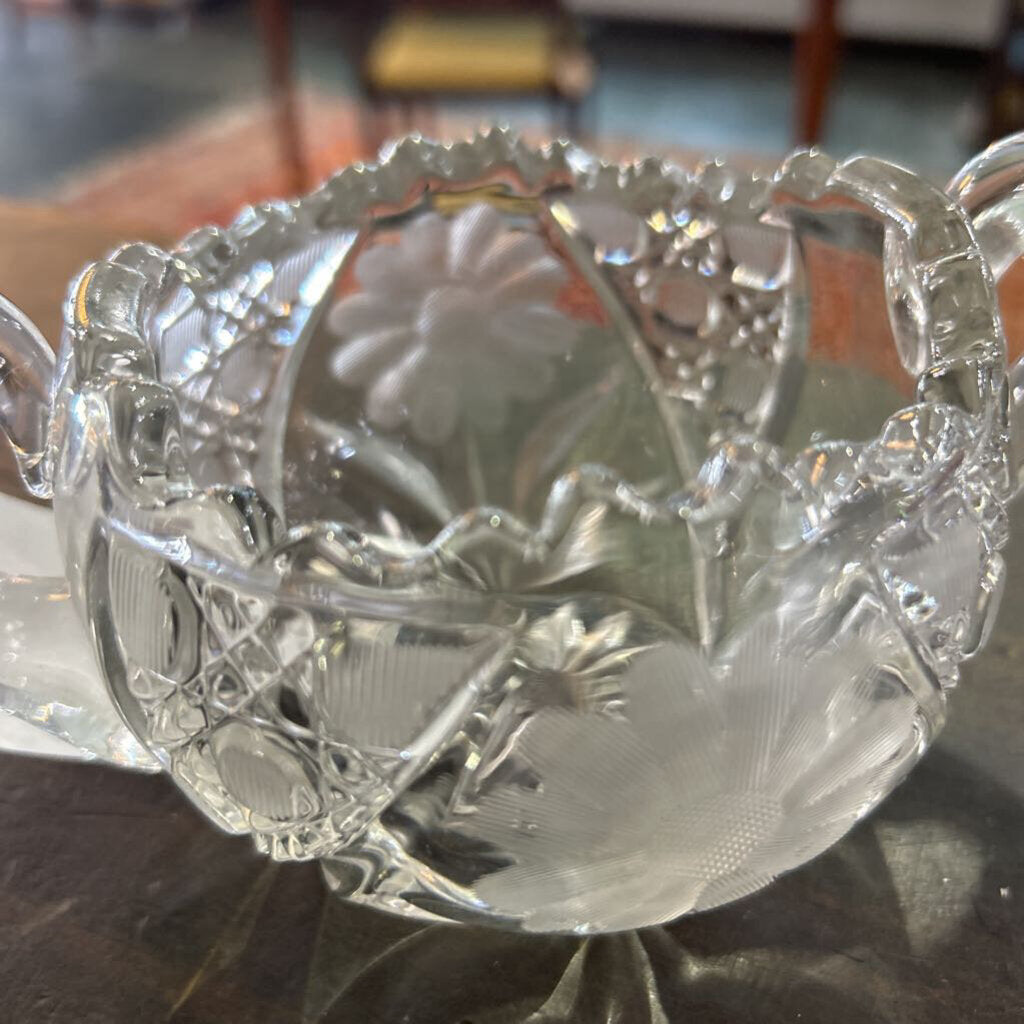 Vintage Flower Cut Glass Sugar Bowl.