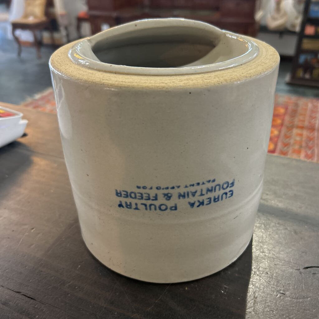 Eureka Poultry Fountain & Feeder, Stoneware.
