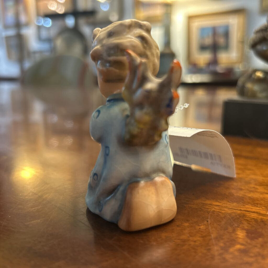 Hummel "Shining Light" Figurine 1960s