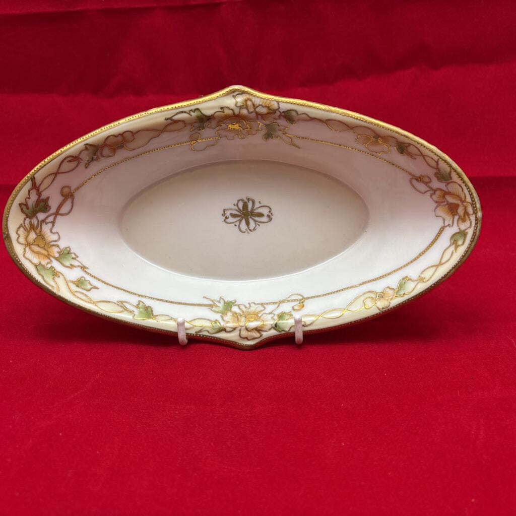 Nippon 7.75' Dogwood Pattern Gold Trim Oval Dish.