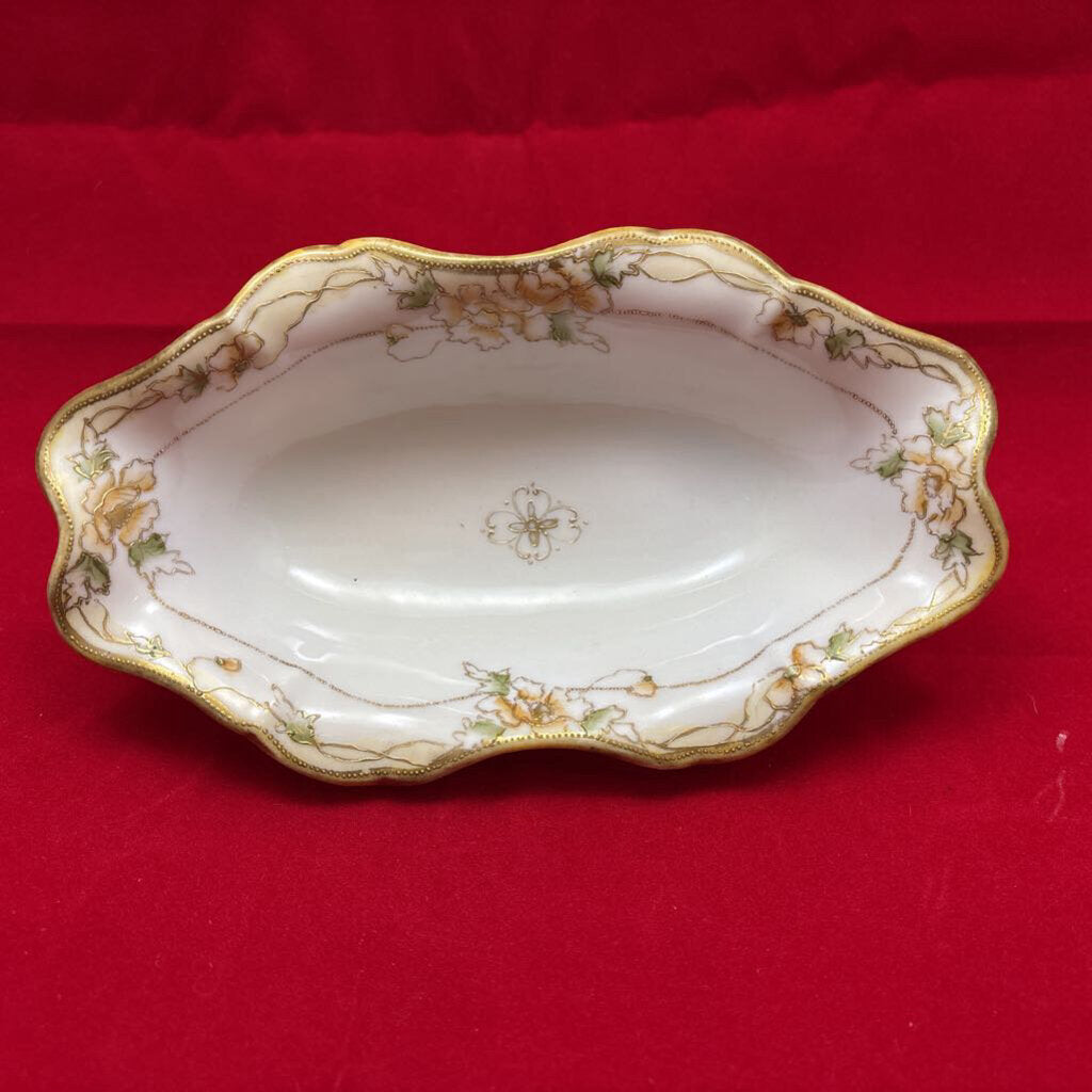 Nippon H.Painted Floral, Gold Detail Oval Wavy Edge Dish