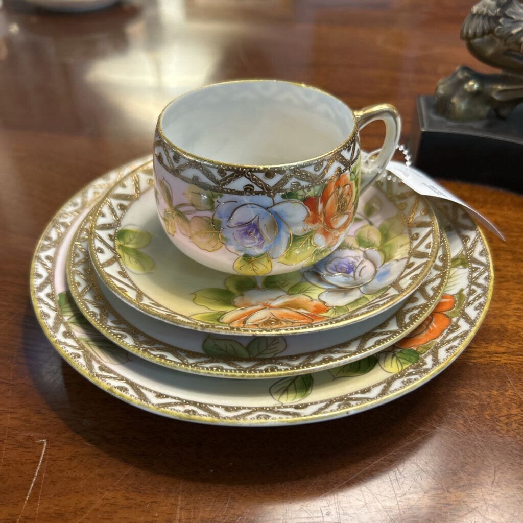 Nippon 4 Piece Lunch Set, Cup&Saucer, 2 plates, Blue,Orange Green Floral with Gold Detail.