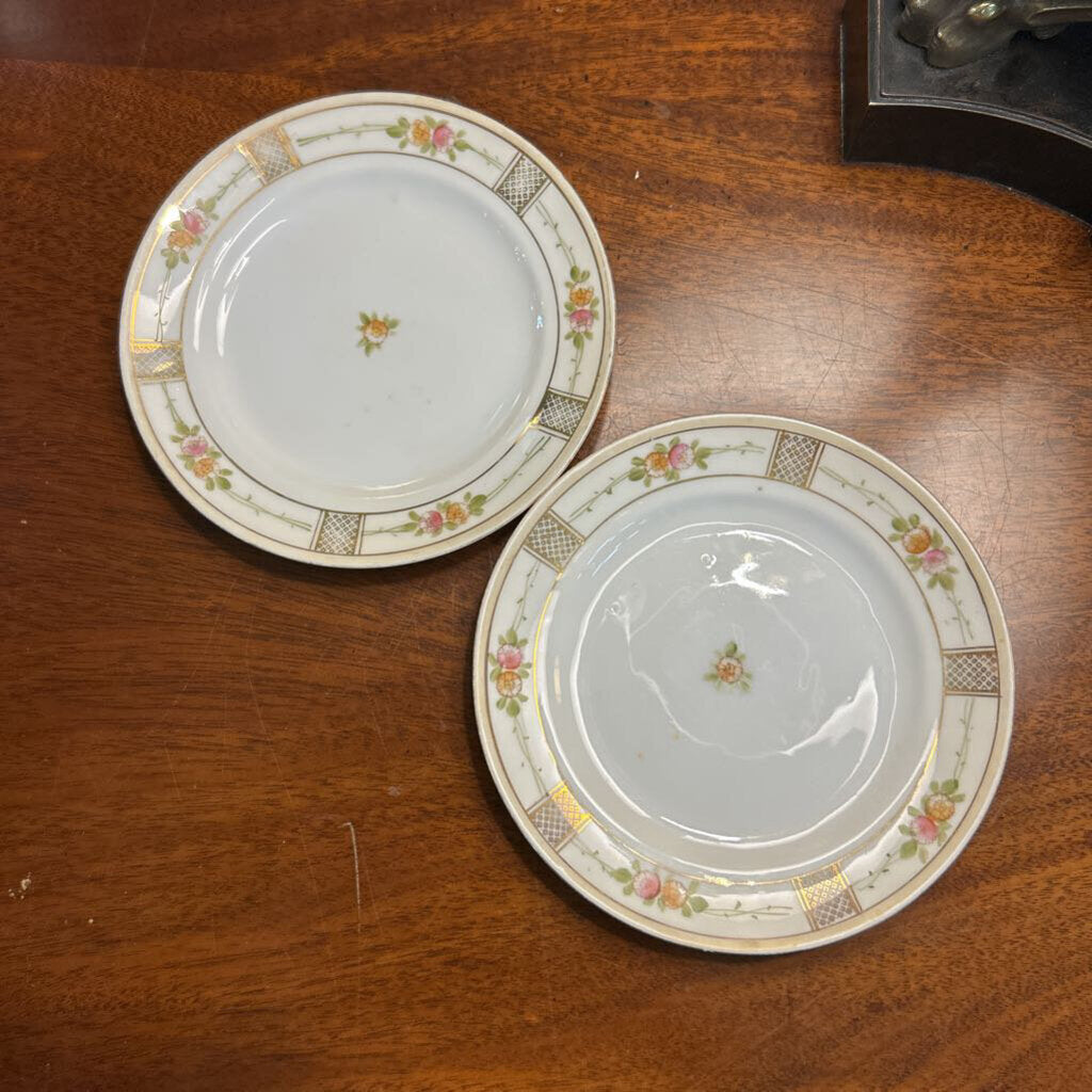 Nippon Small Plate 5.5" set 2, Floral Gold Detail