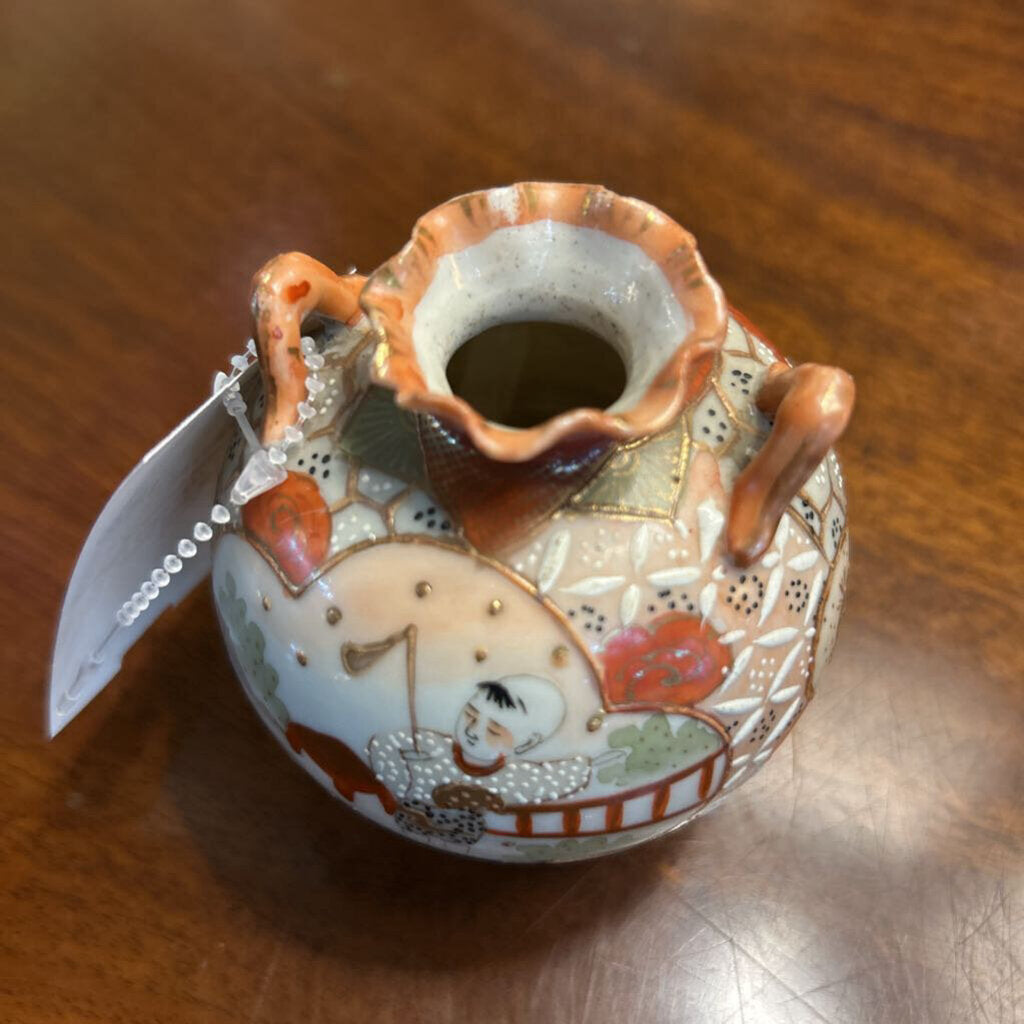Japanese Satsuma Style Vase Hand Painted, Orange Gold Detail 3.25" *as is)
