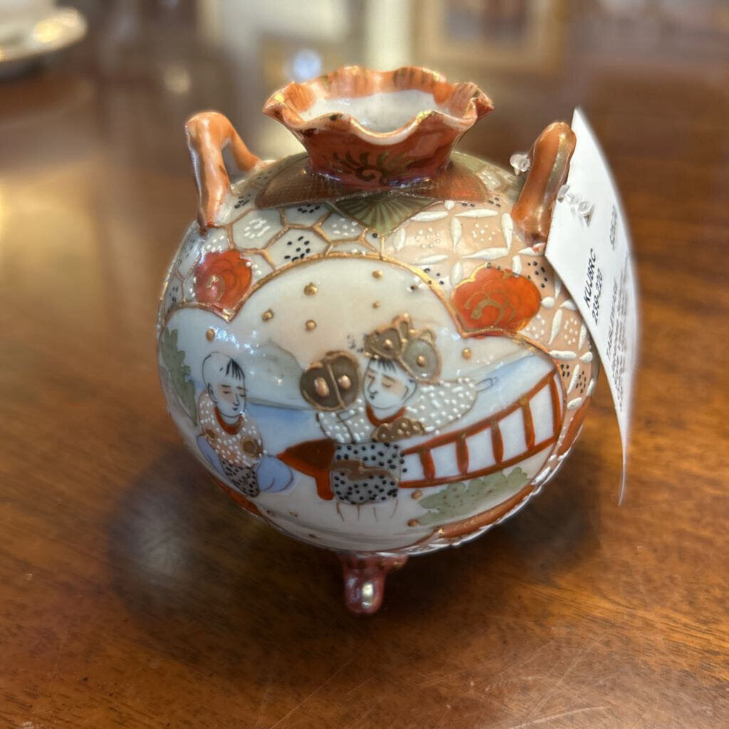 Japanese Satsuma Style Vase Hand Painted, Orange Gold Detail 3.25" *as is)