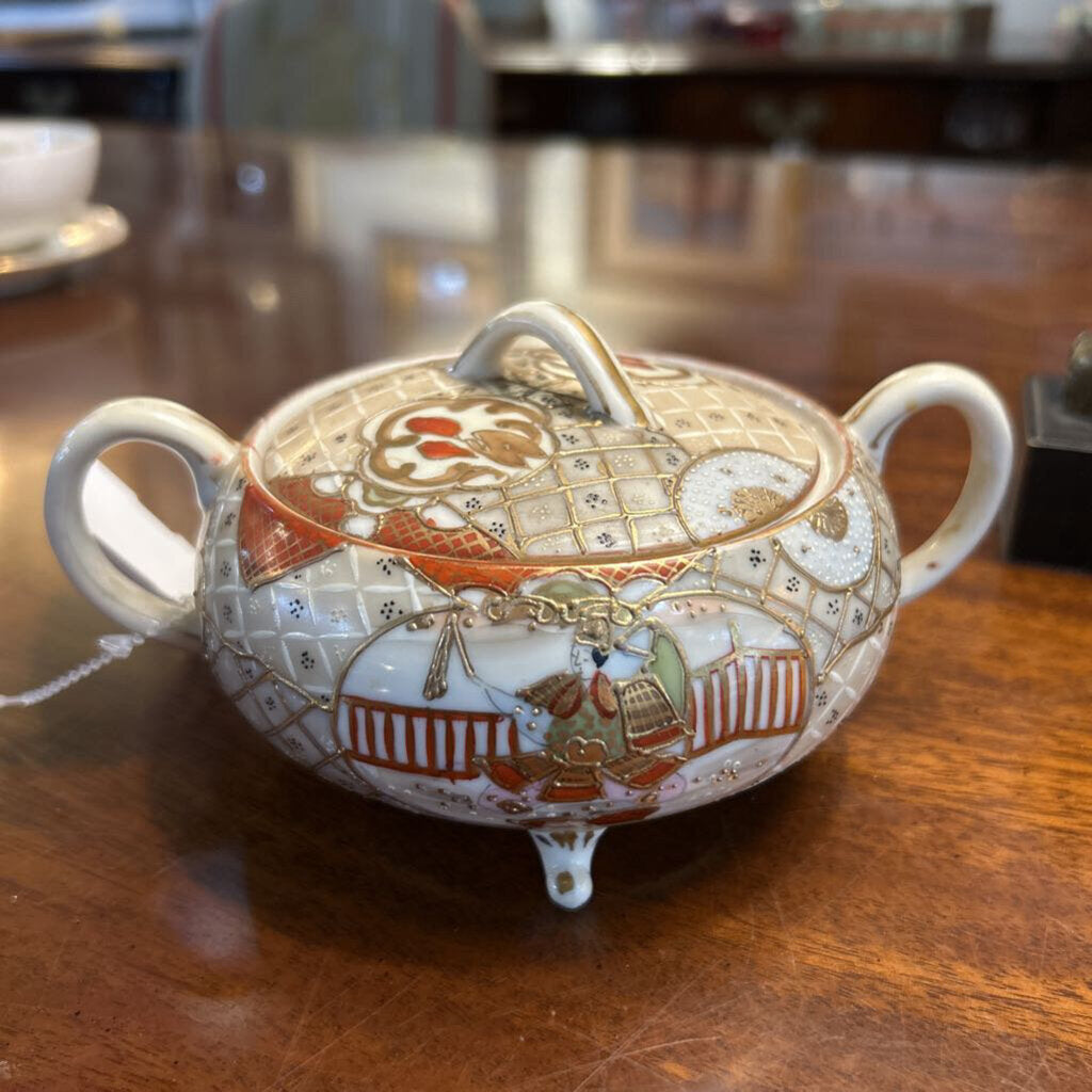 Japanese Satsuma Covered Sugar Bowl Hand Painted Moriage Detailing Gold Accents.