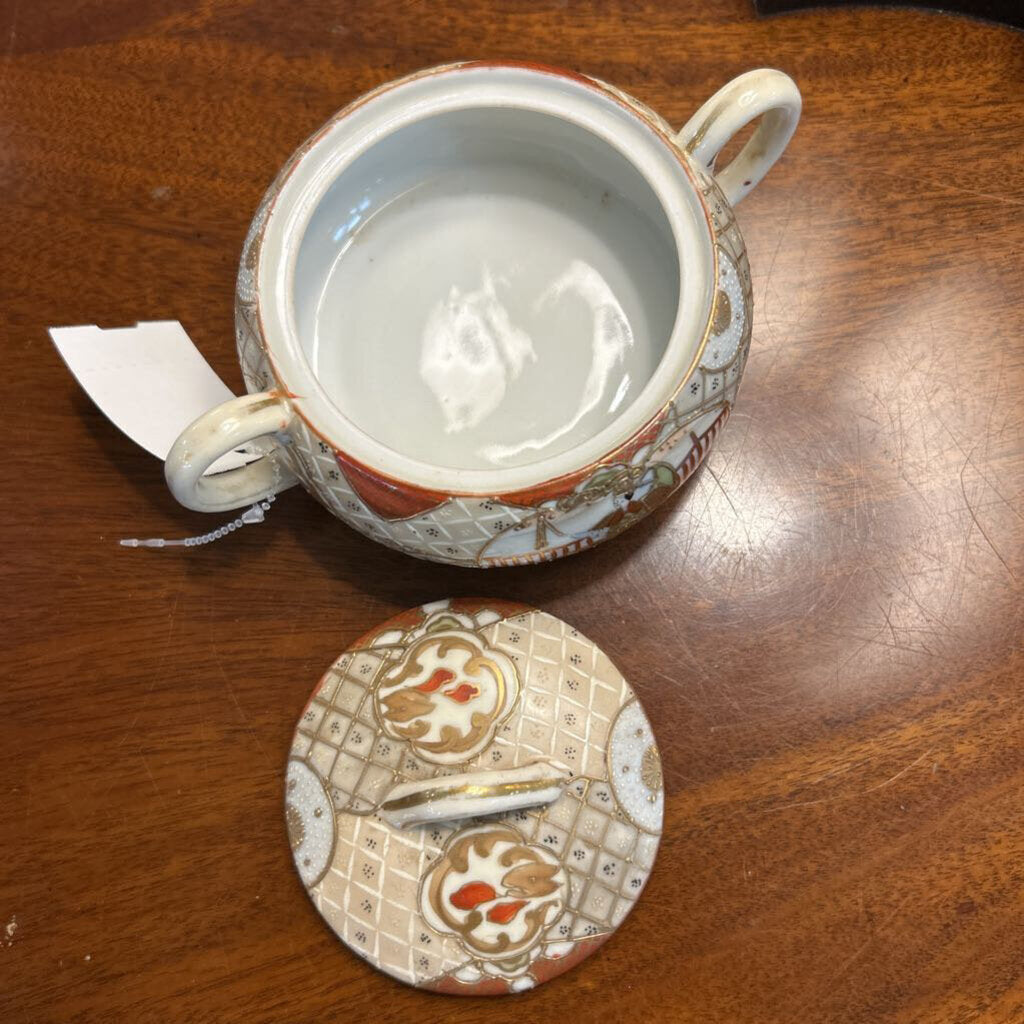 Japanese Satsuma Covered Sugar Bowl Hand Painted Moriage Detailing Gold Accents.
