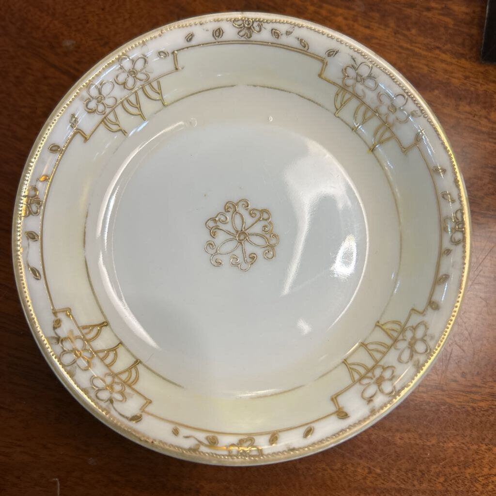 Antique Nippon set 5 Berry Bowls 5" Gold Floral Detail.