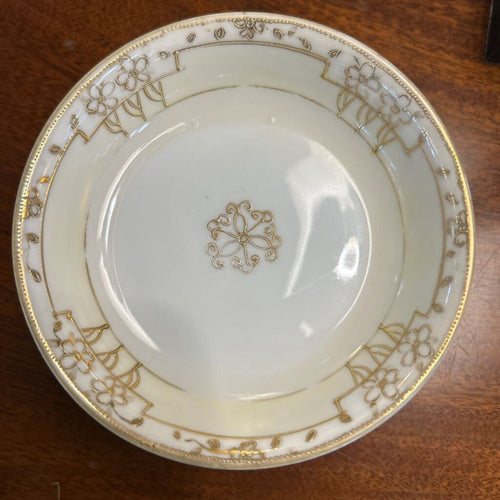 Antique Nippon set 5 Berry Bowls 5" Gold Floral Detail.