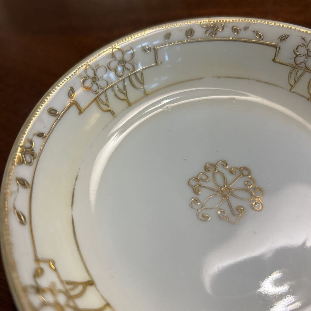Antique Nippon set 5 Berry Bowls 5" Gold Floral Detail.