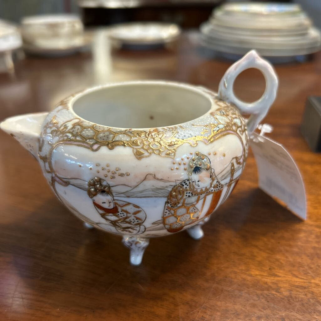Scenic vignettes creamer as is