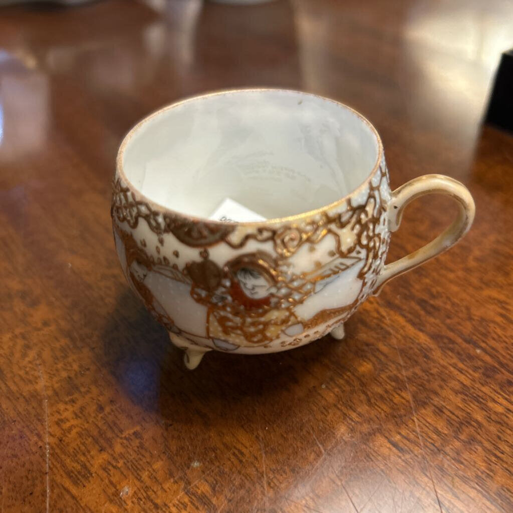 Demitasse Kutani-style enamel cup