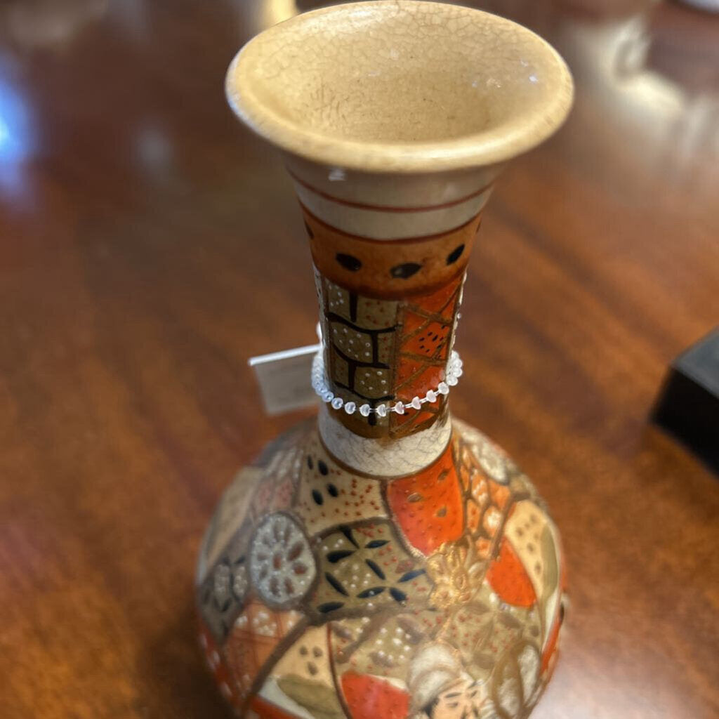 Vintage Japanese Satsuma Earthenware Bud Vase, Hand-Painted Scenes, Gold Gilt Detailing