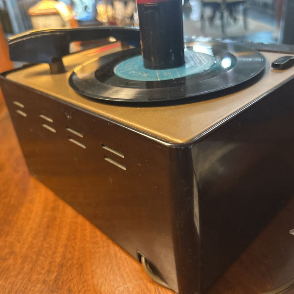 RCA Victor 45-EY-2 RECORD PLAYER *AS IS*