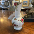 Royal Albert, Old Country Roses, Bud Vase, England 1980-1993.
