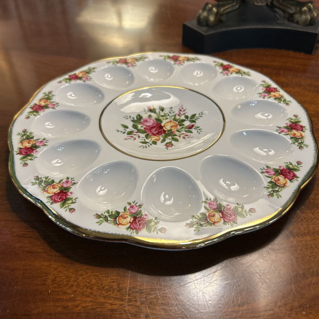 Royal Albert, Old Country Roses Devilled Egg Dish. 1998-2002