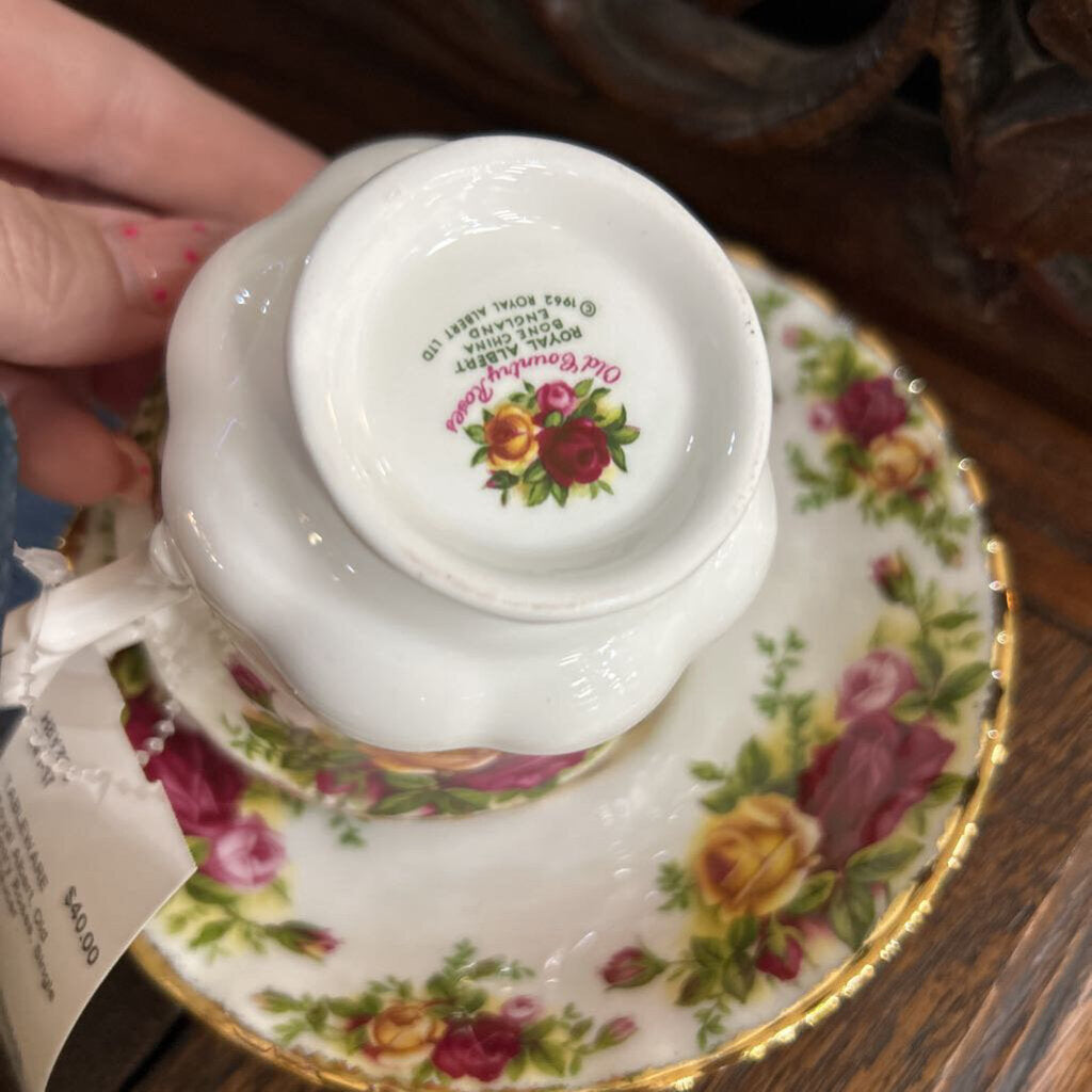 Royal Albert, Old Country Roses, Single Cup/Saucer .