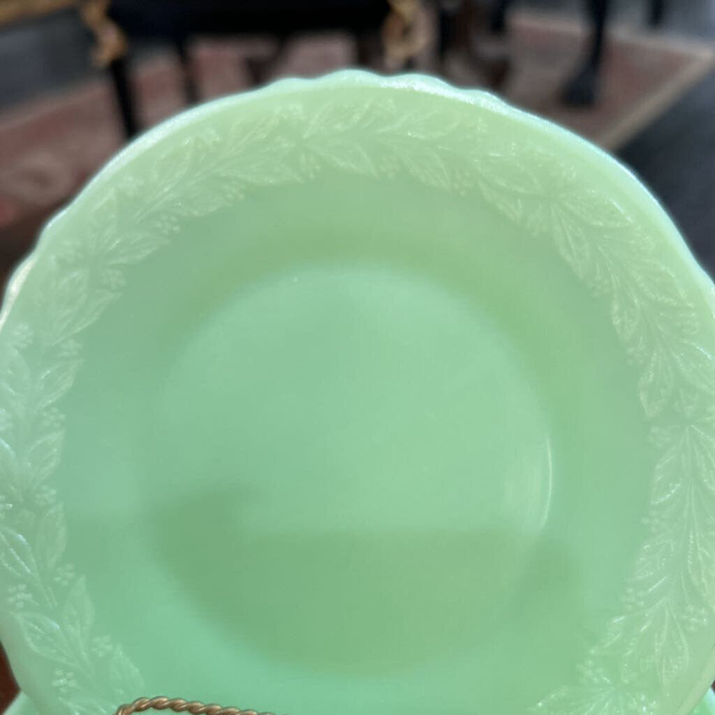 McKee Glass Company Laurel Jadeite Scalloped 6" Bread & Butter Plate Set of 6 c.1930s **URANIUM**