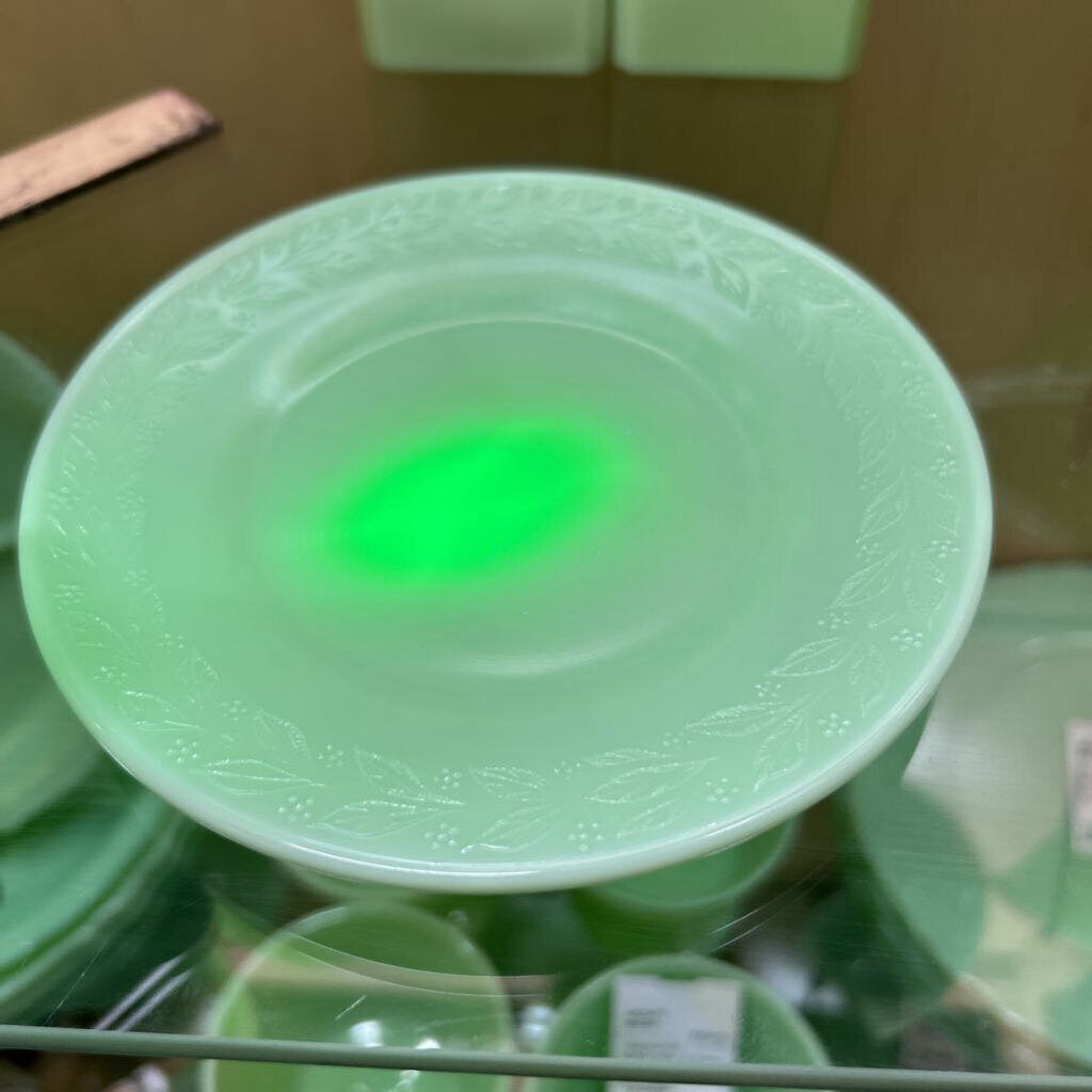 McKee Glass Company Laurel Jadeite 6" Bread & Butter Plate Single c.1930s **URANIUM**