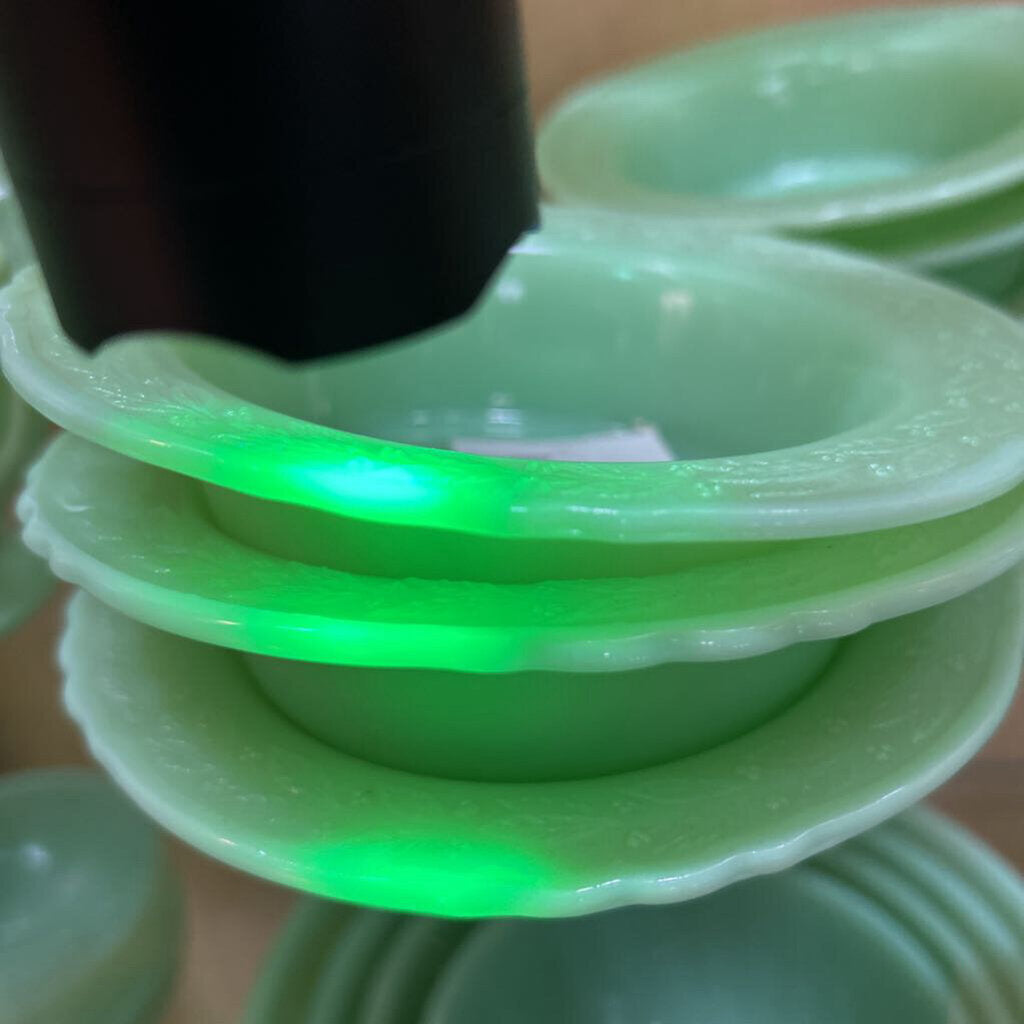 McKee Glass Company Laurel Jadeite Scalloped 6" Cereal Bowl (Flat Bottom) Set of 6 c.1930s **URANIUM**